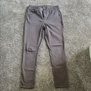 🌸Maurices Casual Gray Jeggings🌸